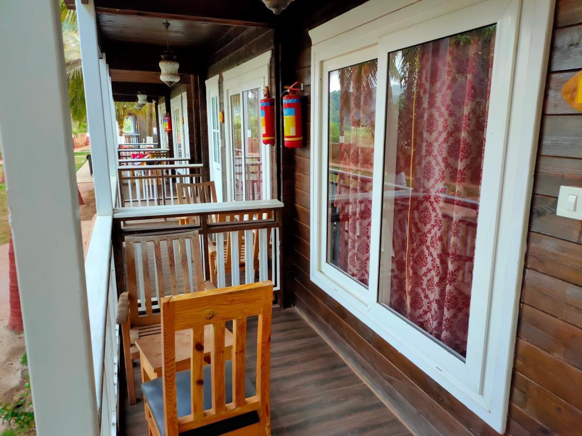 Casa Seaesta Beach Cottages And Suites Arambol Exteriör bild